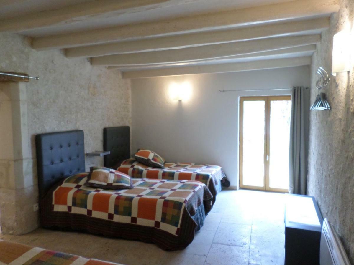 ลา โอต ทราแวร์วิแยร์ Bed & Breakfast Francueil ภายนอก รูปภาพ