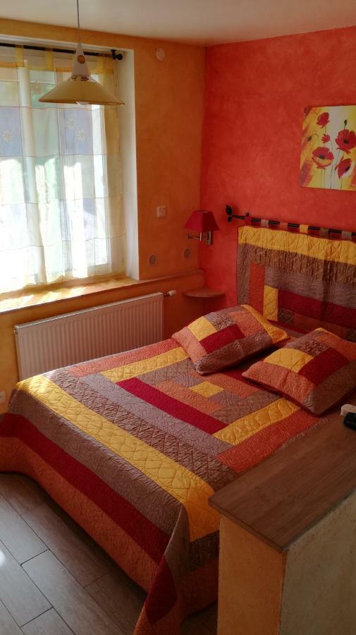 ลา โอต ทราแวร์วิแยร์ Bed & Breakfast Francueil ภายนอก รูปภาพ